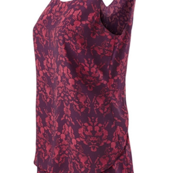 CAbi Cameo Top Tunic 3258 NWT Sakura Red Plum Rhubarb Size Small Blouse - Picture 3 of 10